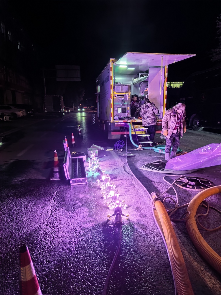 西山管道非开挖修复